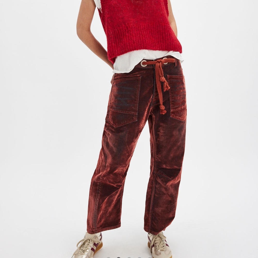 Free People We the Free Moxie Flocked Pull-On Barrel Jeans in Chilli